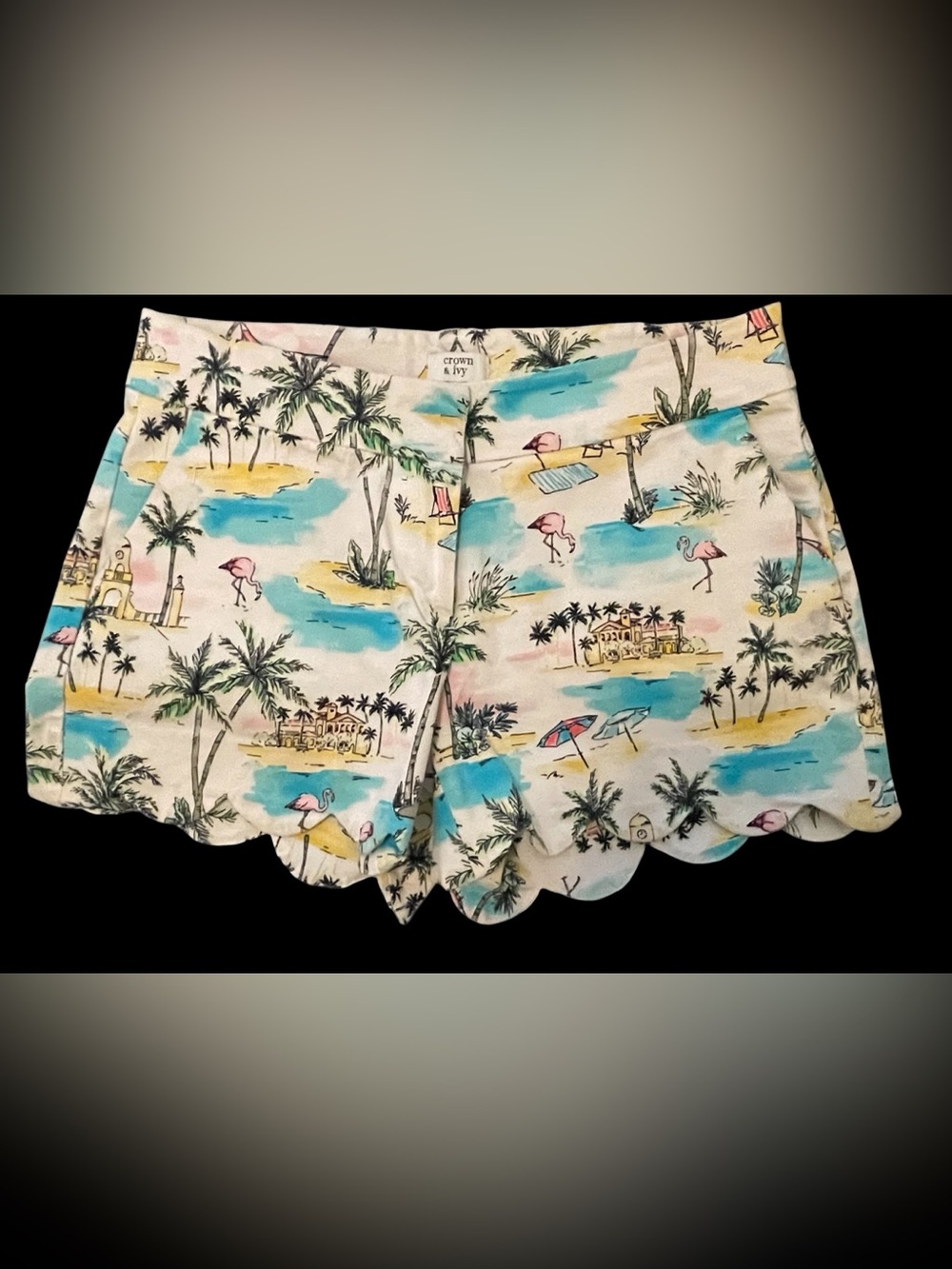 Crown & Ivy White Blue Pink Tropical Flamingo Scallop Shorts
